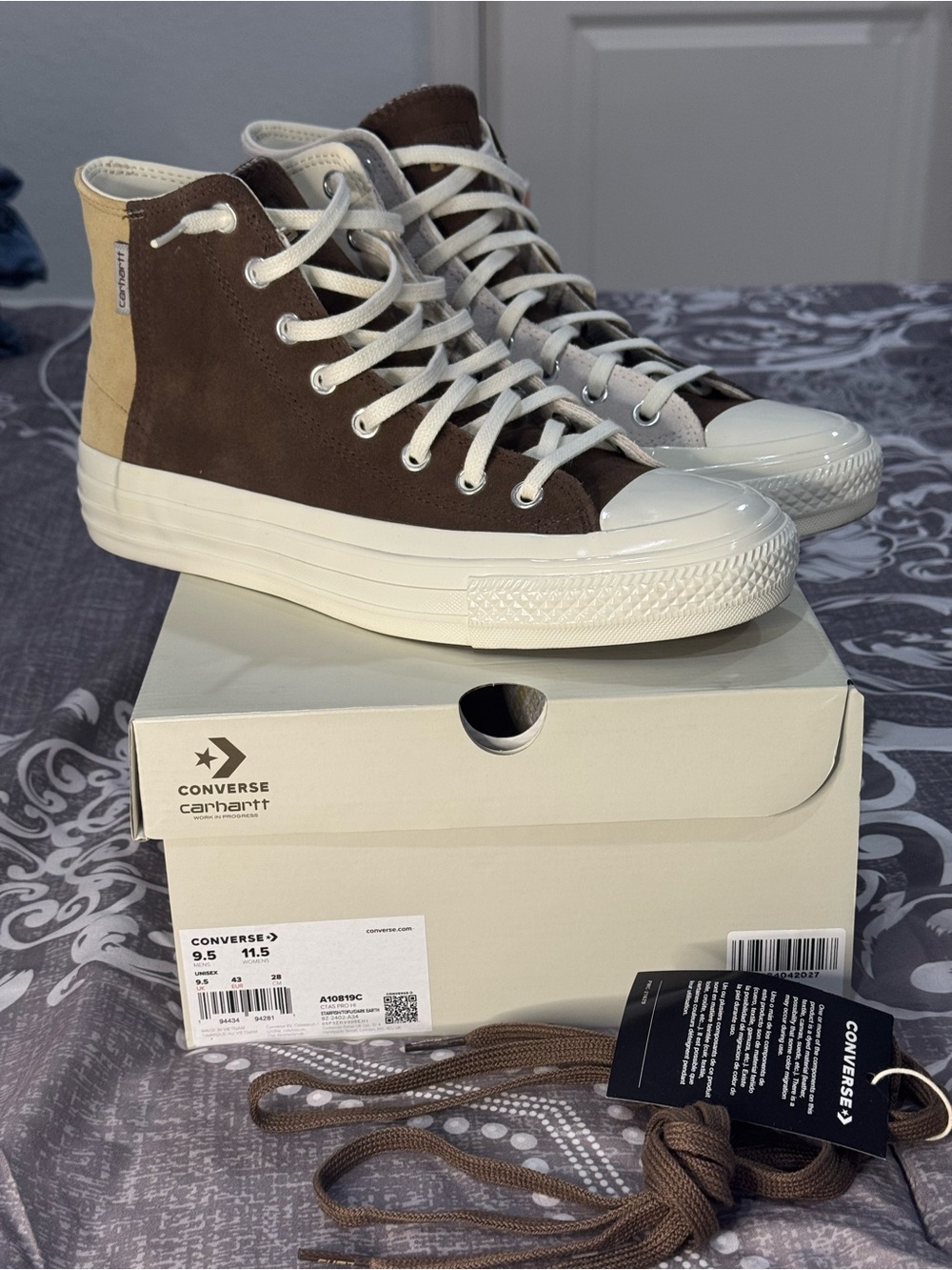 Converse Carhartt WIP CTAS Pro Hi Men’s Size 9.5 Starfish/Tofu/Dark Earth